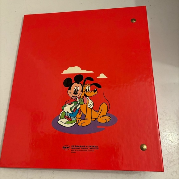 Vintage Disney Mickey Mouse Pluto red 3 ring binder made in Montreal Canada - Picture 3 of 11